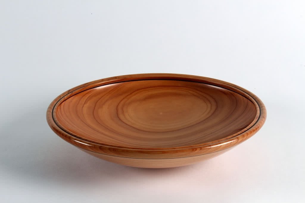 Rimu Bowl with Undercut Double Edge